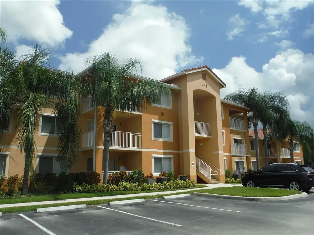 241 SW Palm Drive Port St Lucie FL 34986