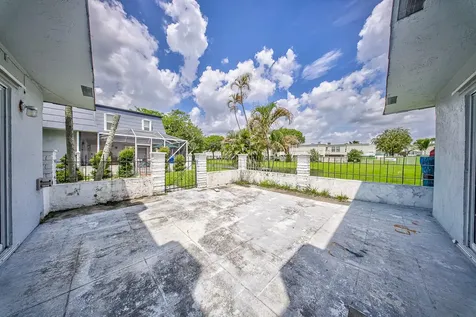 12037 Basin Street N Wellington FL 33414