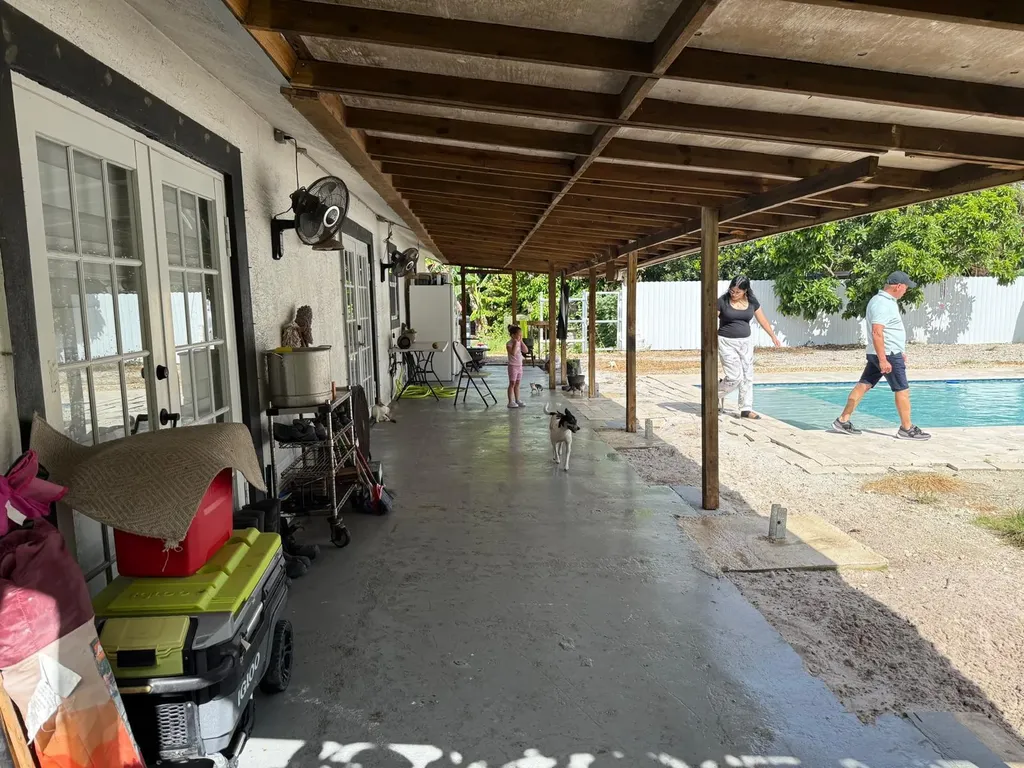 16393 E Lancashire Drive E The Acreage FL 33470