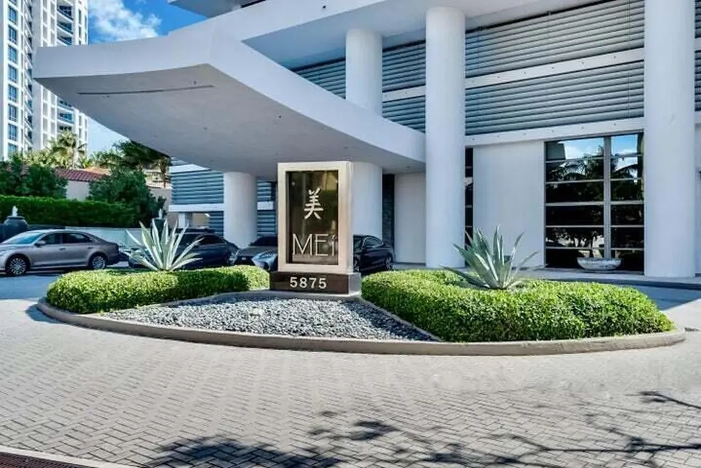 5875 Collins Avenue Miami Beach FL 33140