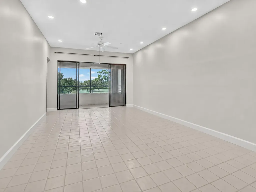 7460 La Paz Boulevard Boca Raton FL 33433