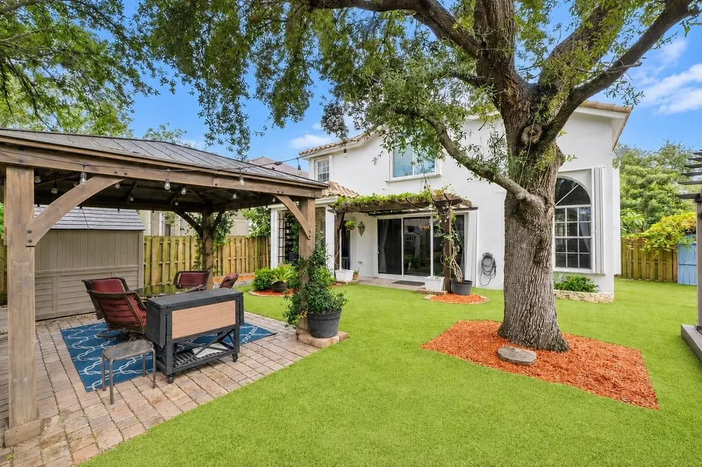11622 NW 13th Manor Coral Springs FL 33071