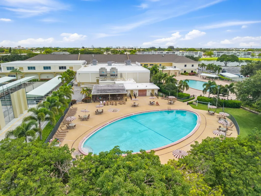135 Andover F West Palm Beach FL 33417