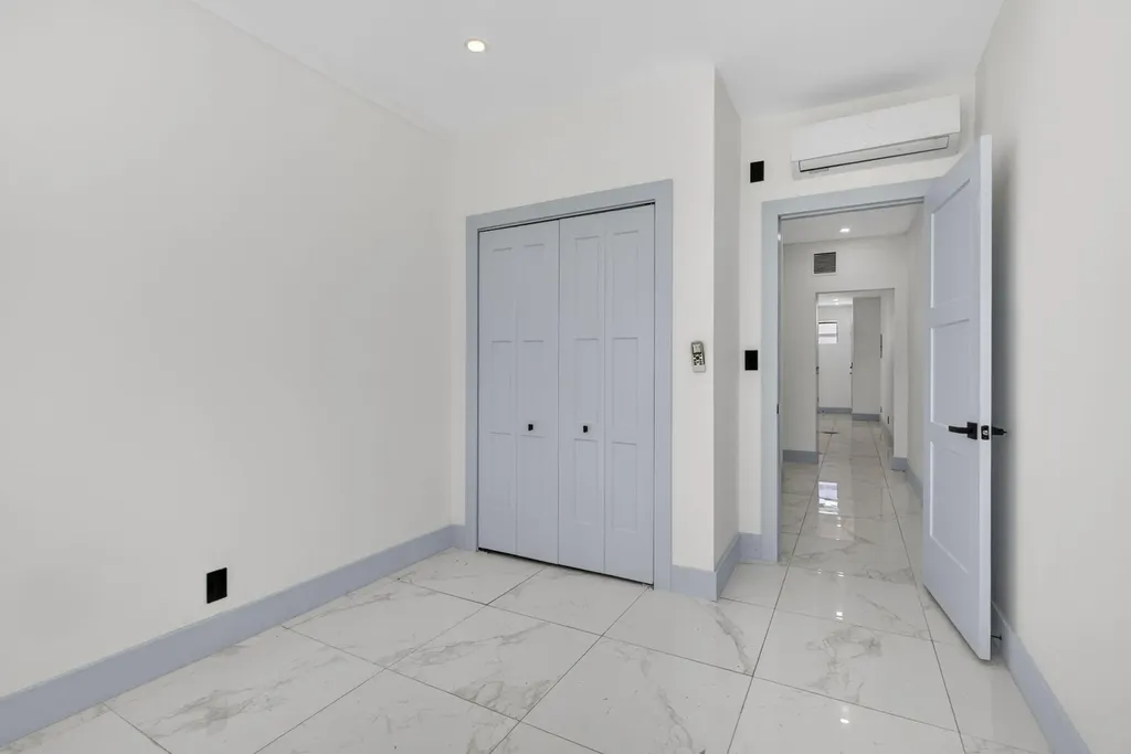 324 20th Street West Palm Beach FL 33407