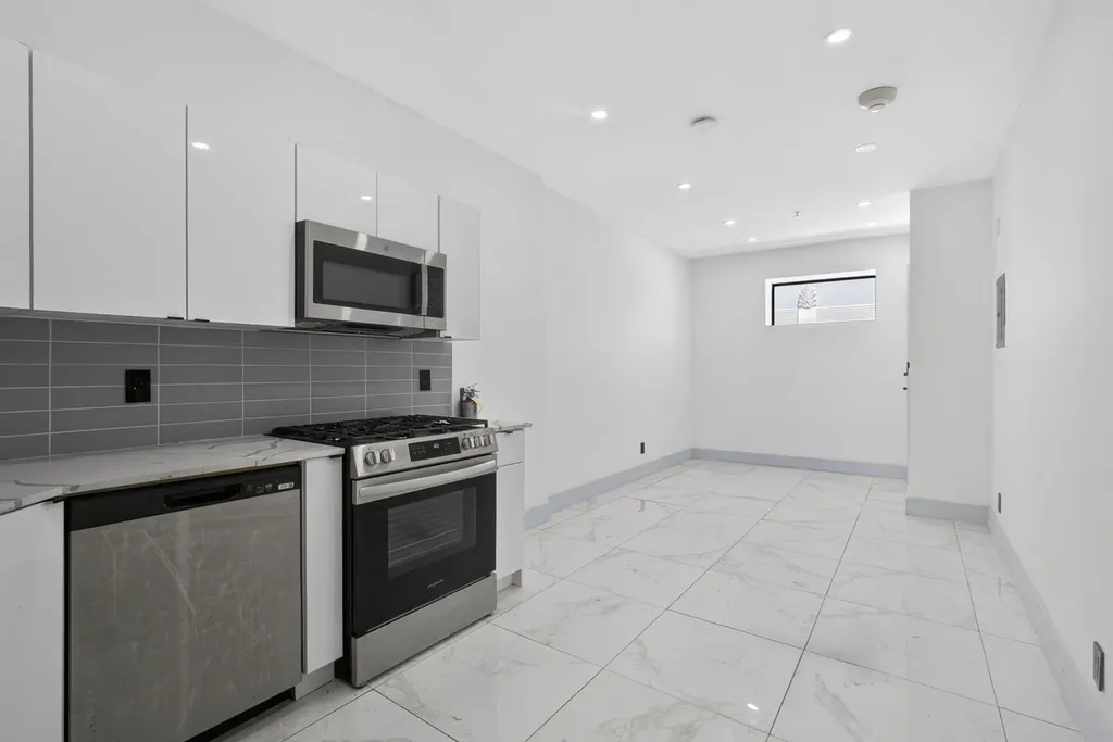 324 20th Street West Palm Beach FL 33407