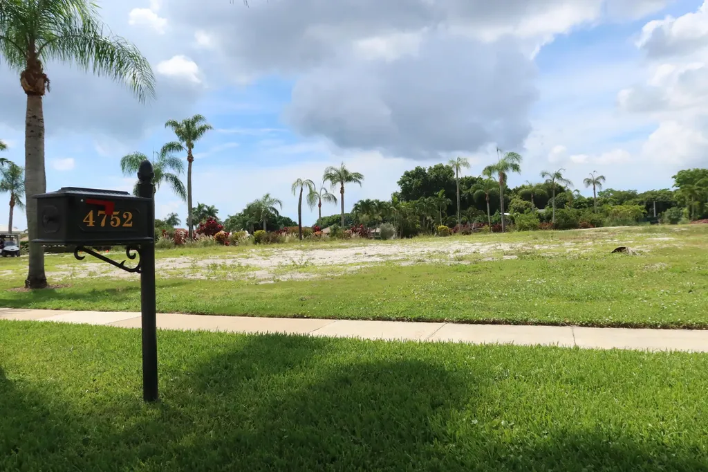 4752 Bocaire Boulevard Boca Raton FL 33487