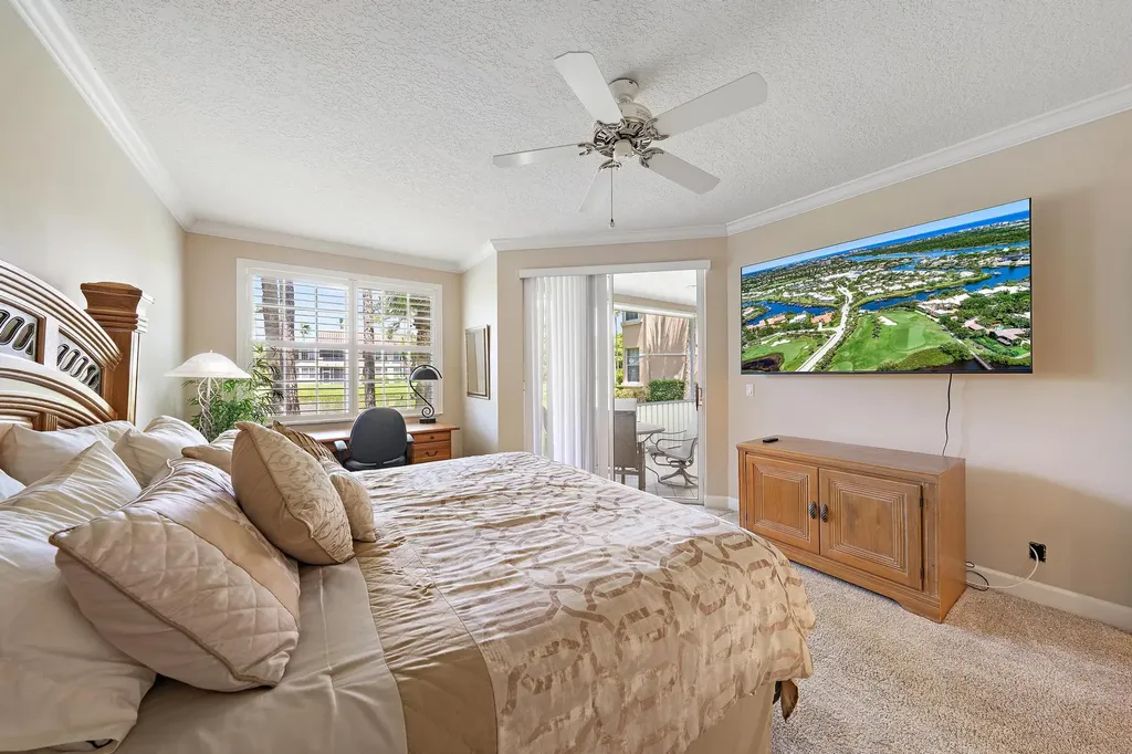 120 Legendary Circle Palm Beach Gardens FL 33418