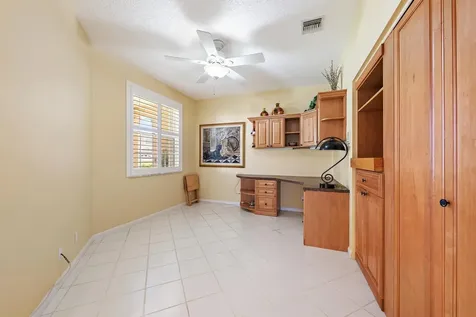 120 Legendary Circle Palm Beach Gardens FL 33418