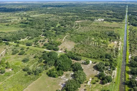 15320 NW 282nd Street Okeechobee FL 34972