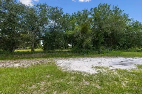 15320 NW 282nd Street Okeechobee FL 34972