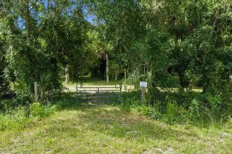 15320 NW 282nd Street Okeechobee FL 34972