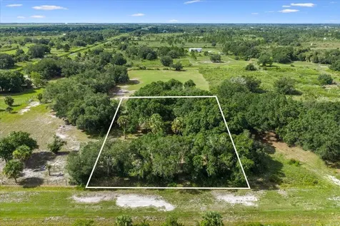 15320 NW 282nd Street Okeechobee FL 34972