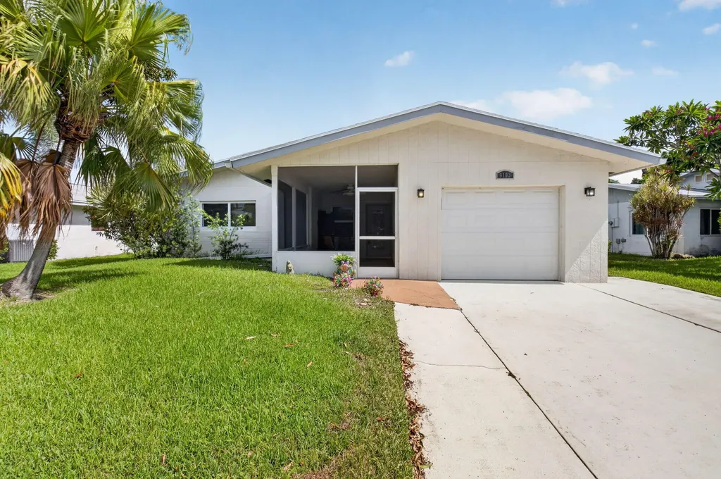 6103 Stanley Lane Delray Beach FL 33484
