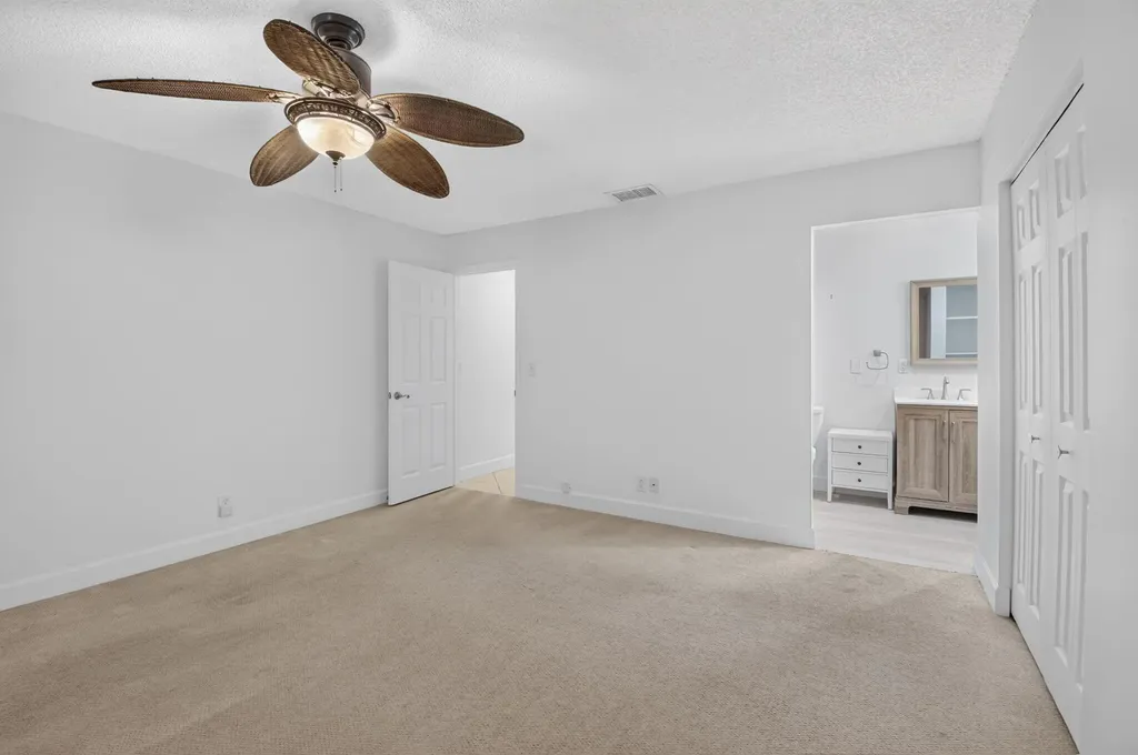6103 Stanley Lane Delray Beach FL 33484