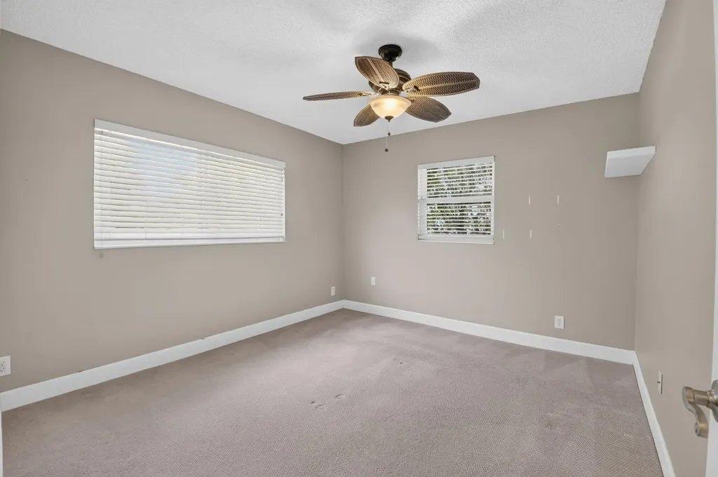 6103 Stanley Lane Delray Beach FL 33484