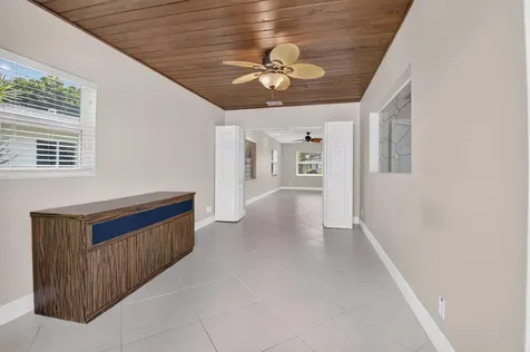 6103 Stanley Lane Delray Beach FL 33484