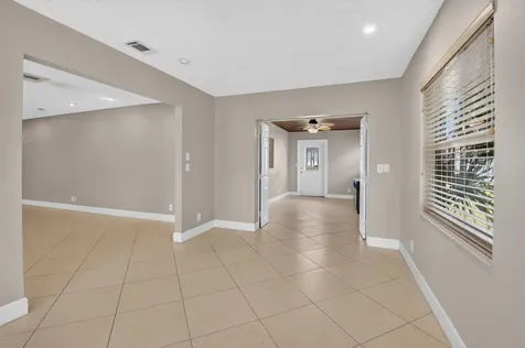 6103 Stanley Lane Delray Beach FL 33484