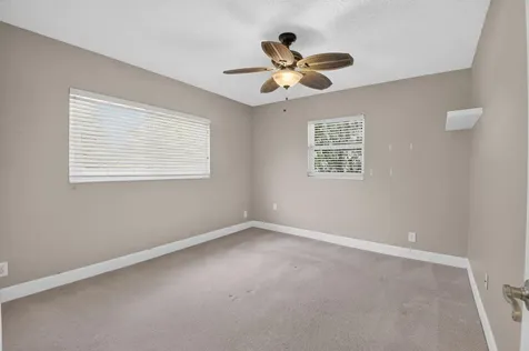 6103 Stanley Lane Delray Beach FL 33484