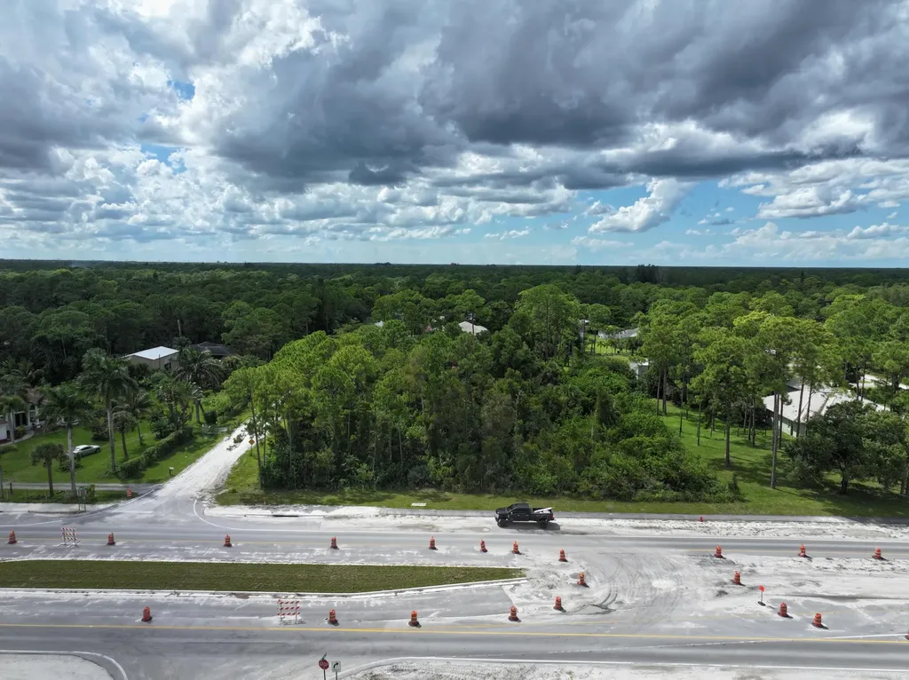 8601 Seminole Pratt Whitney Road The Acreage FL 33470