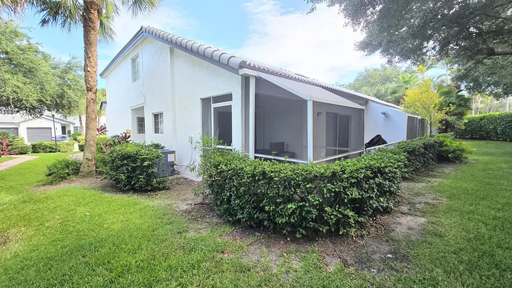 6241 NW 74th Court Parkland FL 33067