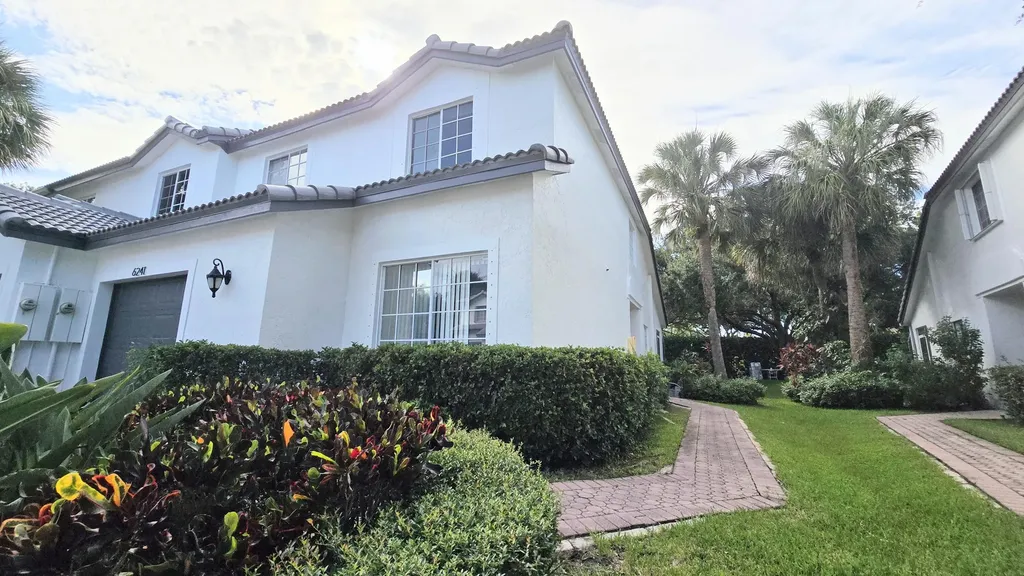 6241 NW 74th Court Parkland FL 33067