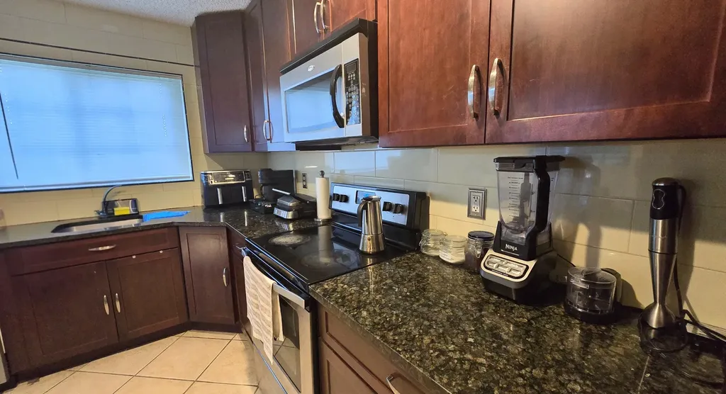 6241 NW 74th Court Parkland FL 33067