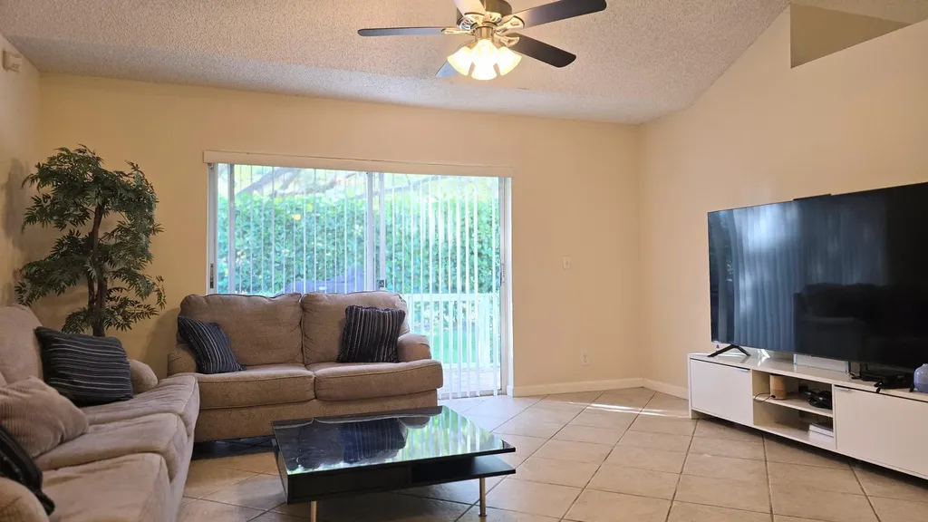 6241 NW 74th Court Parkland FL 33067