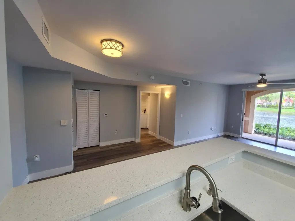 8070 N Nob Hill Road Tamarac FL 33321