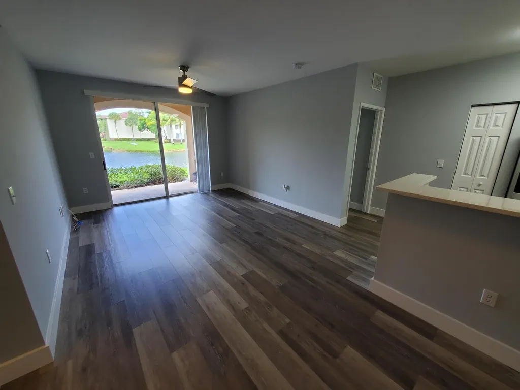 8070 N Nob Hill Road Tamarac FL 33321