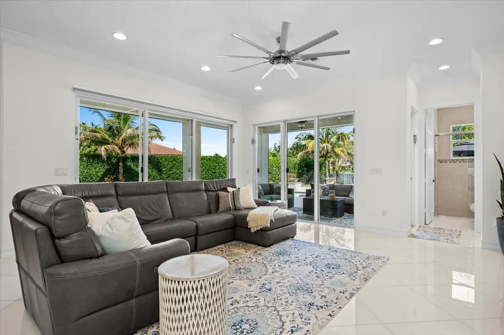 11091 Rockledge View Drive West Palm Beach FL 33412
