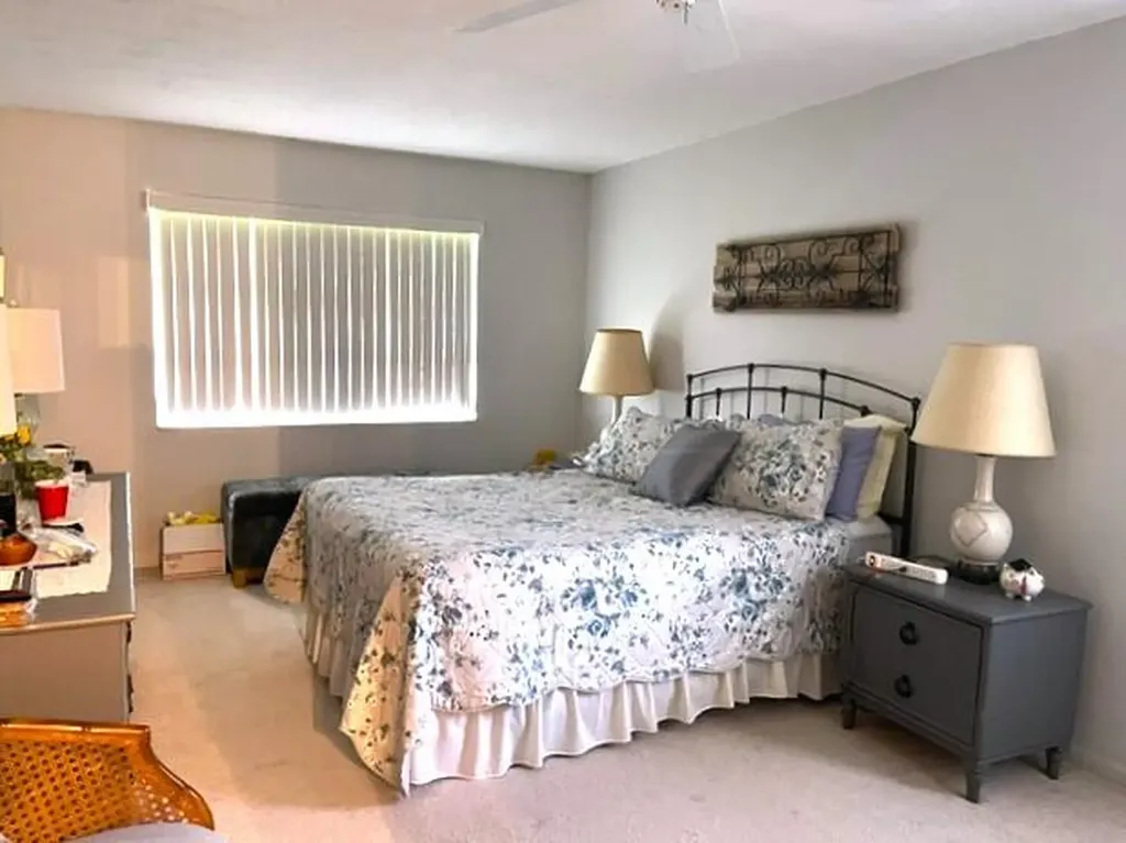 237 High Point Court W Delray Beach FL 33445