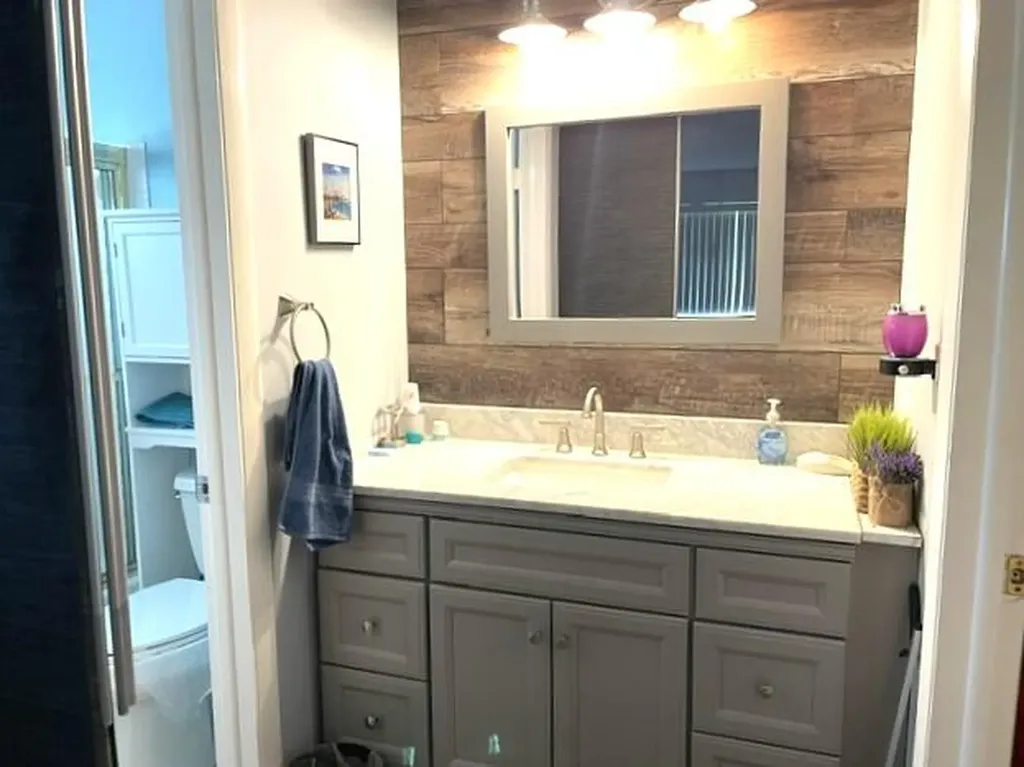 237 High Point Court W Delray Beach FL 33445