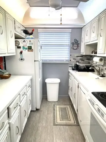 237 High Point Court W Delray Beach FL 33445