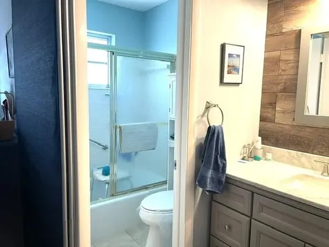 237 High Point Court W Delray Beach FL 33445