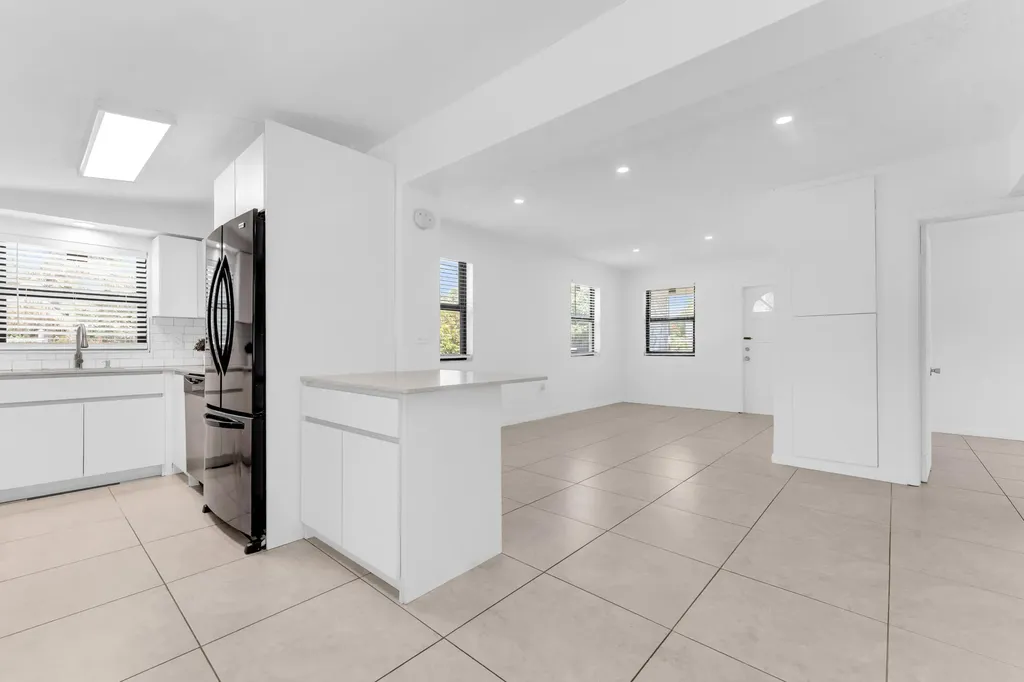 1712 NE 50th Court Pompano Beach FL 33064