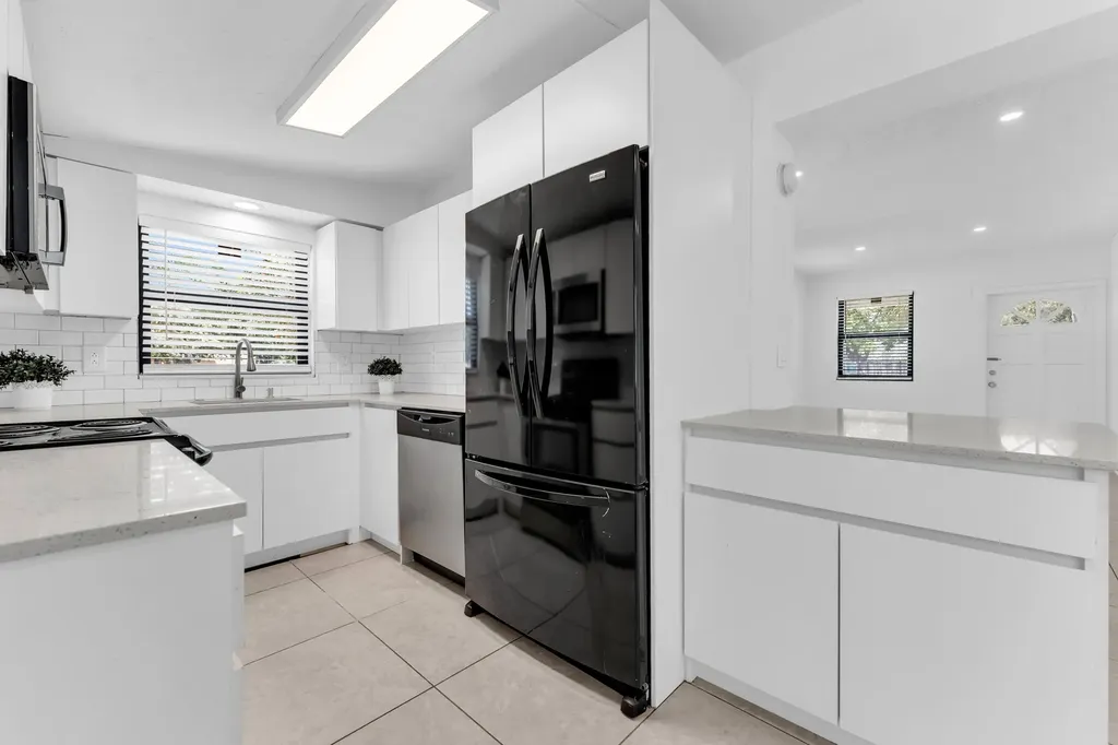 1712 NE 50th Court Pompano Beach FL 33064