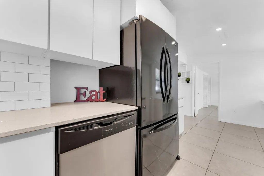 1712 NE 50th Court Pompano Beach FL 33064