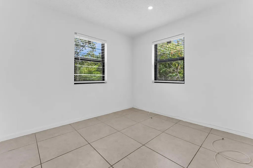 1712 NE 50th Court Pompano Beach FL 33064