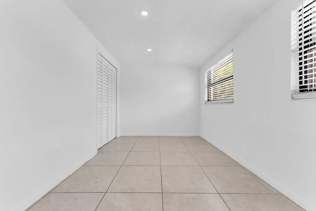 1712 NE 50th Court Pompano Beach FL 33064