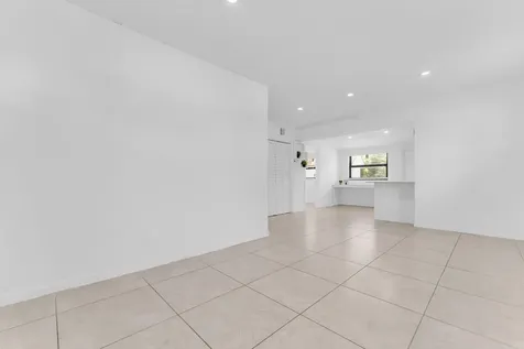 1712 NE 50th Court Pompano Beach FL 33064
