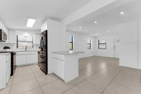 1712 NE 50th Court Pompano Beach FL 33064