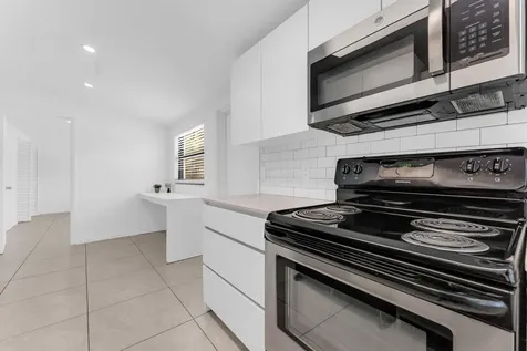 1712 NE 50th Court Pompano Beach FL 33064