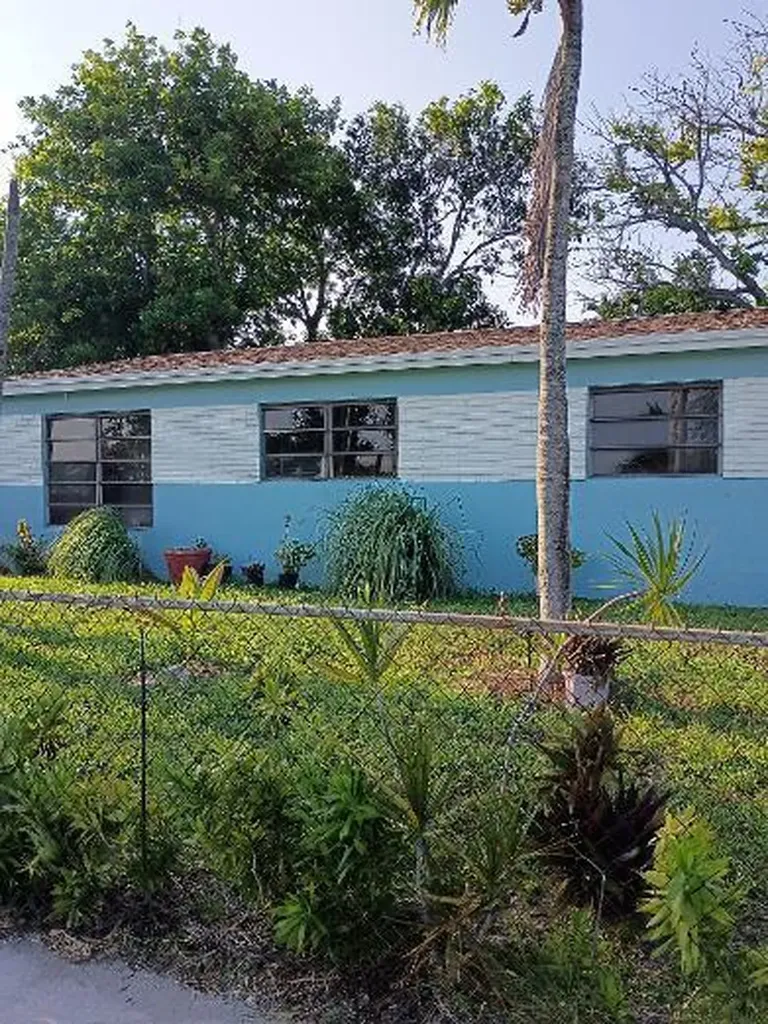 2731 NW 16th Court Fort Lauderdale FL 33311