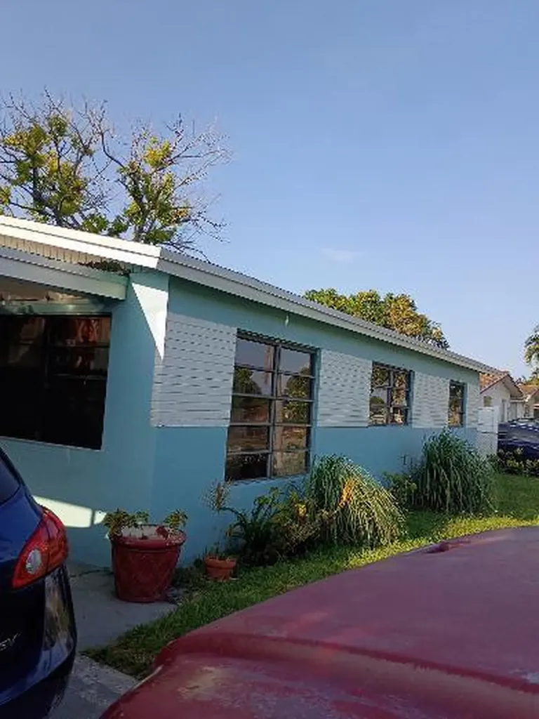 2731 NW 16th Court Fort Lauderdale FL 33311