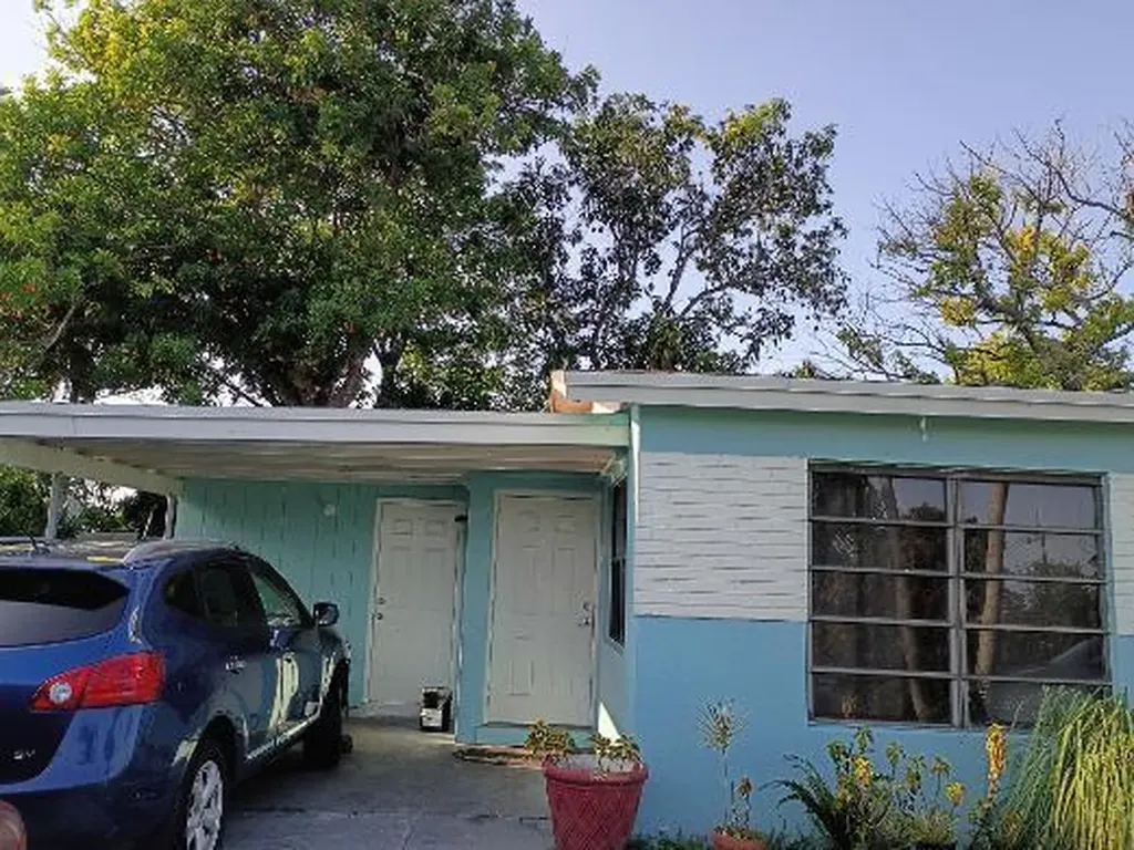 2731 NW 16th Court Fort Lauderdale FL 33311