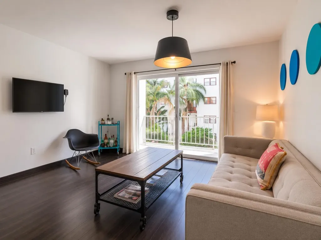 1245 West Avenue Miami Beach FL 33139