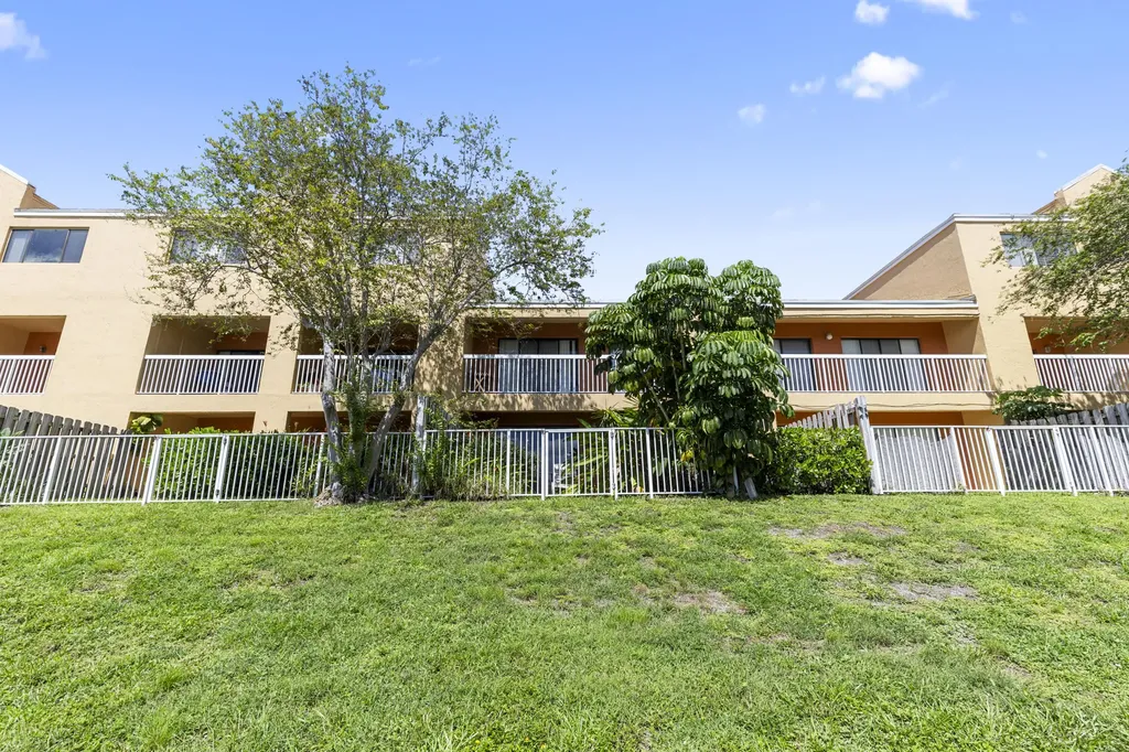 5200 NW 31st Avenue Fort Lauderdale FL 33309