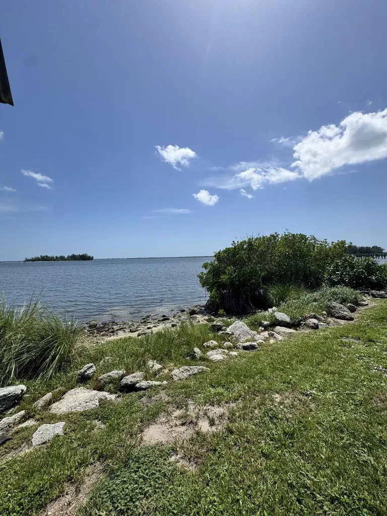 333 King Street Sebastian FL 32958