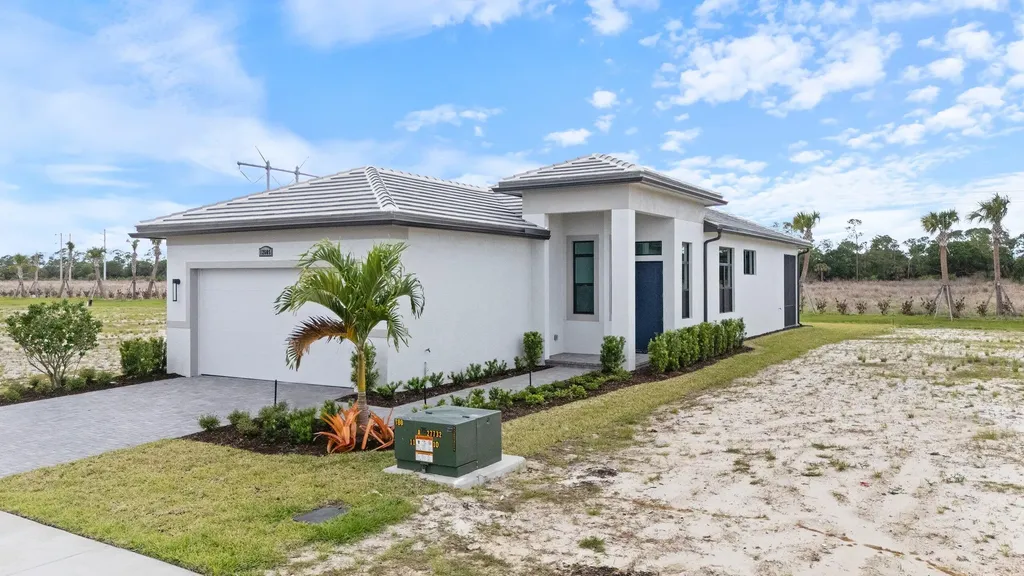 12605 SW Leopold Way Port St Lucie FL 34987