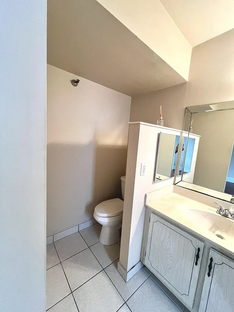 9235 SW 8th Street Boca Raton FL 33428